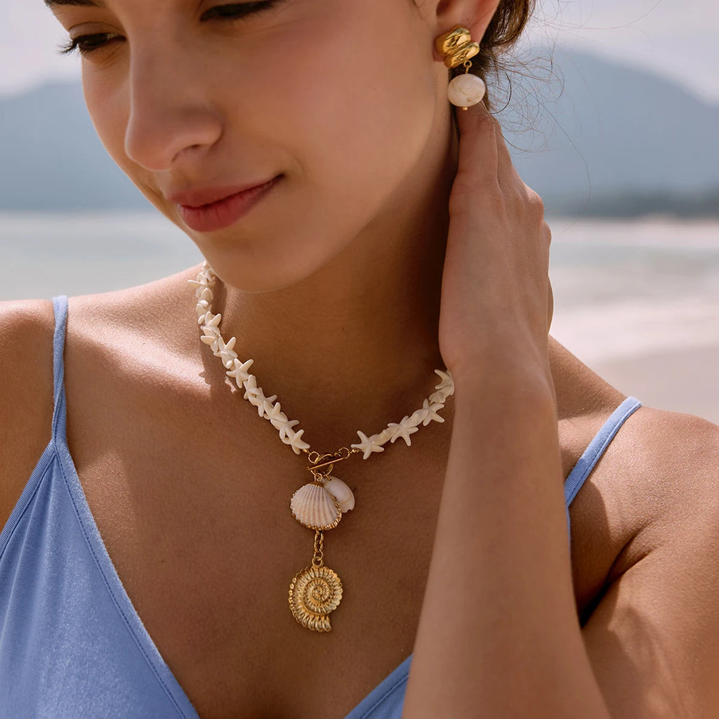 Summer Beach Shell Necklace and Earrings