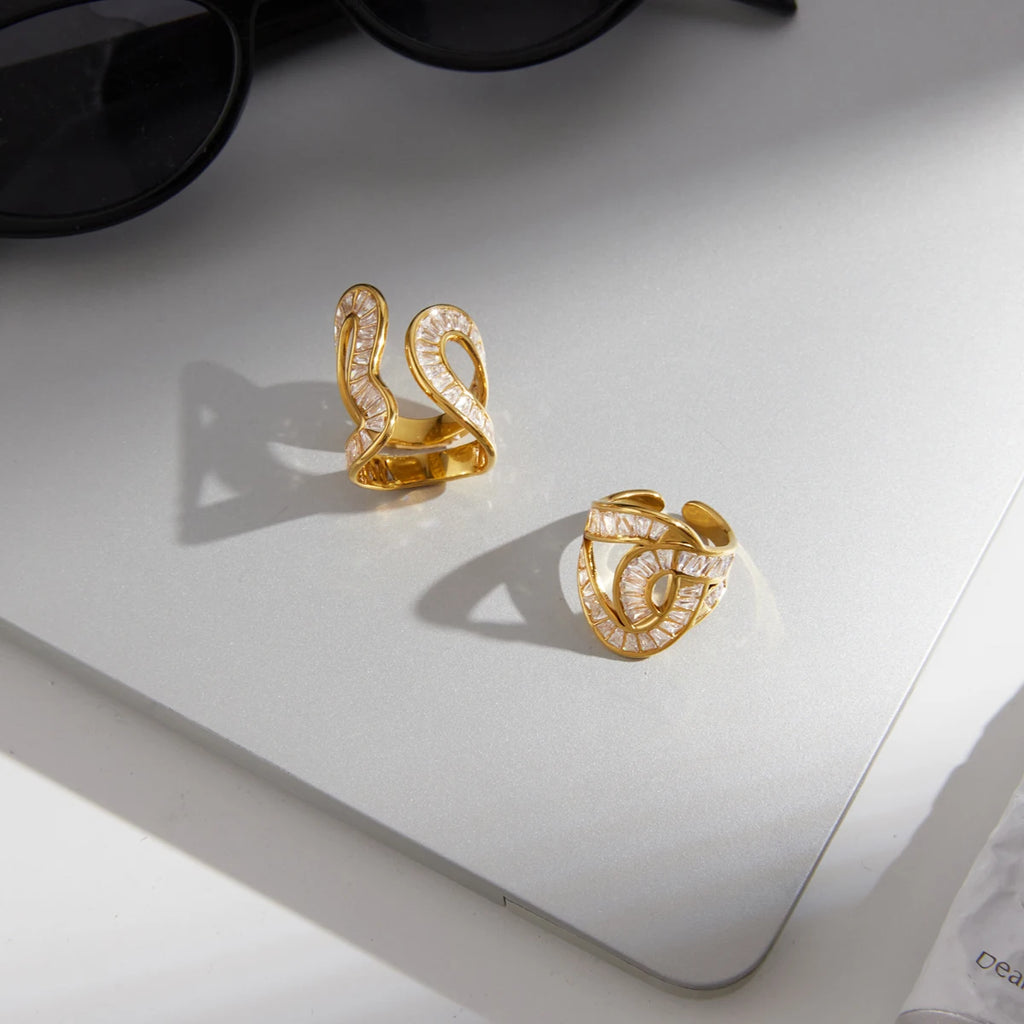 Classic Zircon Ring