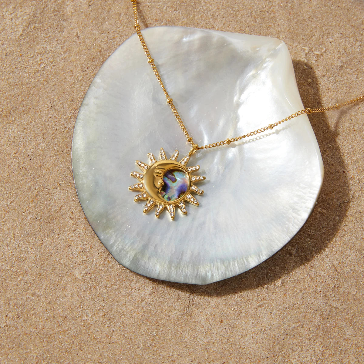 Colorful Shell Sun Pendant Necklace