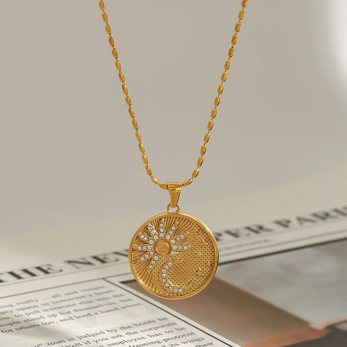 Classic Retro Gold Plated Stainless Steel White Zircon Sun Moon Star Circle Pendant Necklace