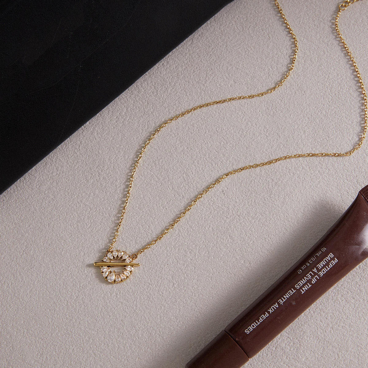 Zircon Round Pendant Drop Necklace