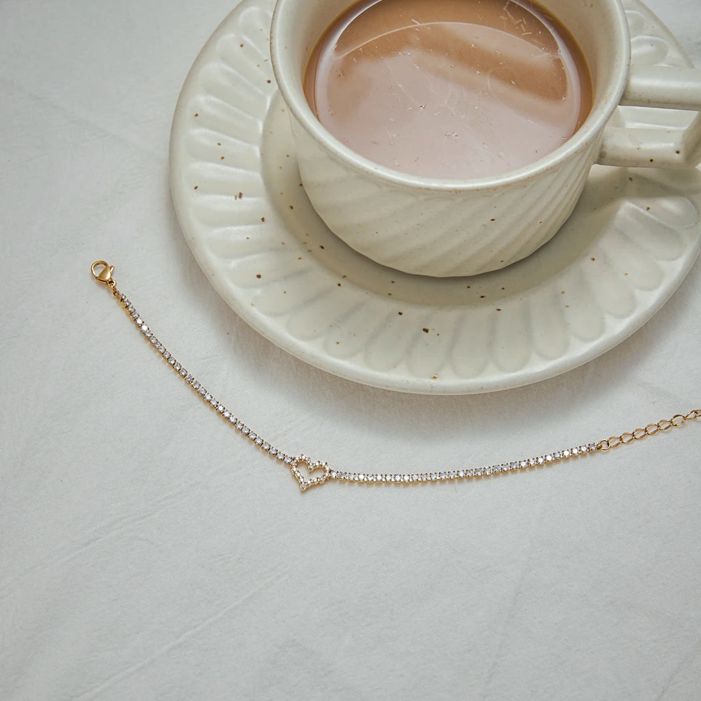 Love Heart Hollow Zirconia Chain Bracelet