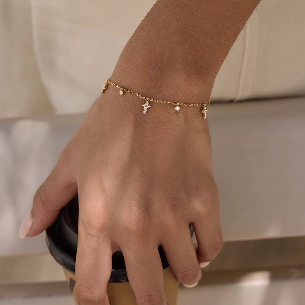 Delicate Cross Round Zircon Pendant Bracelet